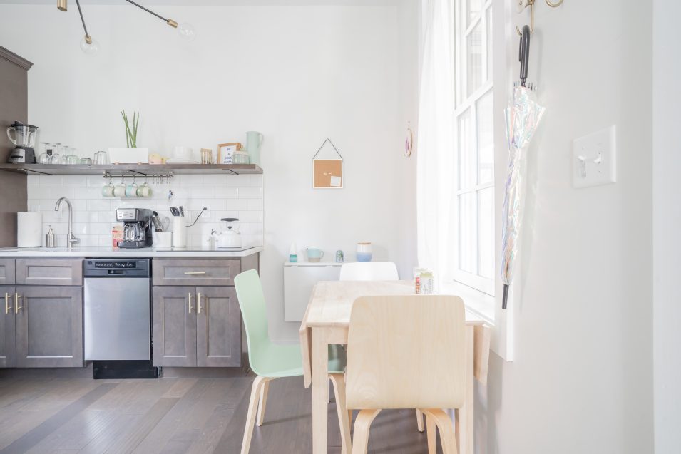 airbnb-translucency-kitchen