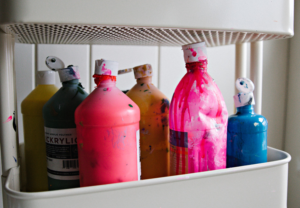 benz-amataya-paint-bottles